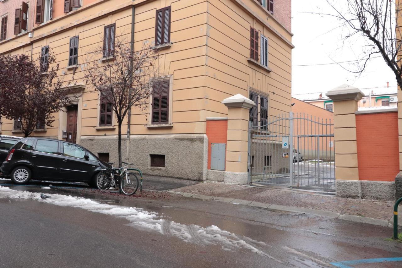 Sun Bologna Apartment Exterior photo